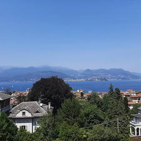 Apartmán La Finestra Sul - In Con Vista E Posto Auto Coperto Stresa