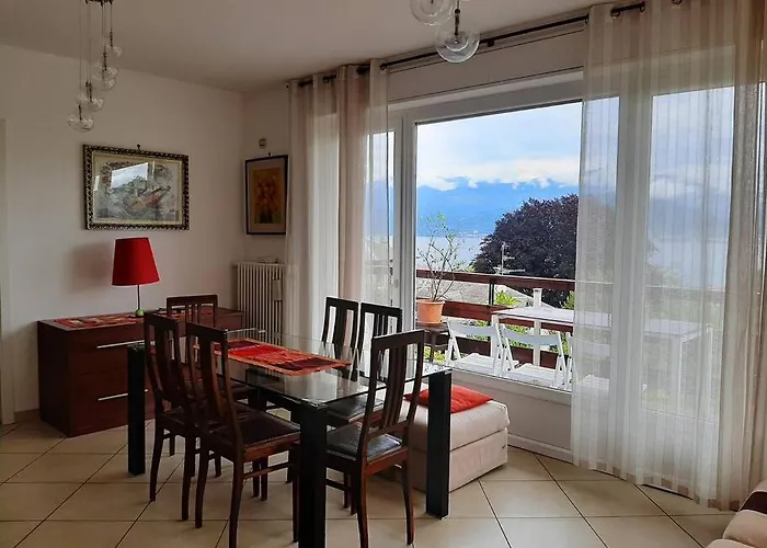 Daire La Finestra Sul - In Con Vista E Posto Auto Coperto Stresa