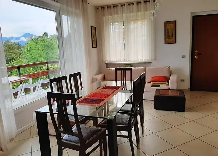 La Finestra Sul - In Con Vista E Posto Auto Coperto Daire Stresa